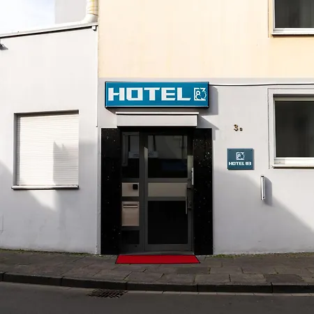 83 Hotel